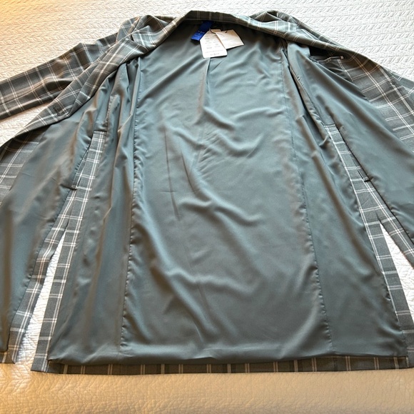 NWT Kit&Ace Go To Stretch Suiting Long Plaid Jacket with Side Vents Size Small - Picture 8 of 16